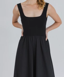 Au Darling Rachel Black Poplin Midi Dress