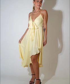 Au Darling Andie Yellow Midi Dress Clothing