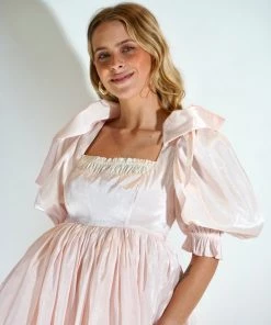 Selkie Clothing The Da Vinci Puff