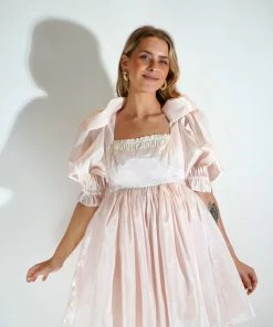 Selkie Clothing The Da Vinci Puff