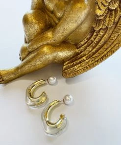 Au Darling Clear Pearl Post Earrings