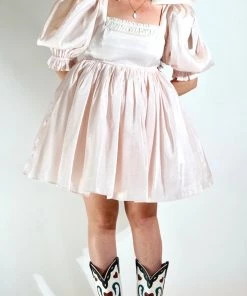 Selkie Clothing The Da Vinci Puff