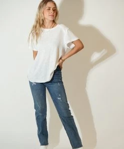 Au Darling Clothing White Crew Neck Tee