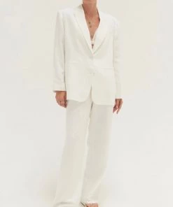Au Darling Clothing Rue White Suit Blazer