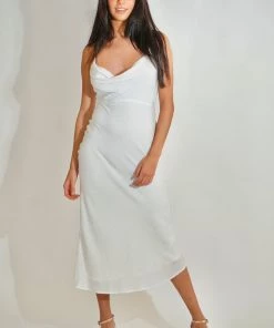 Au Darling Khaleesi White Midi Dress Clothing