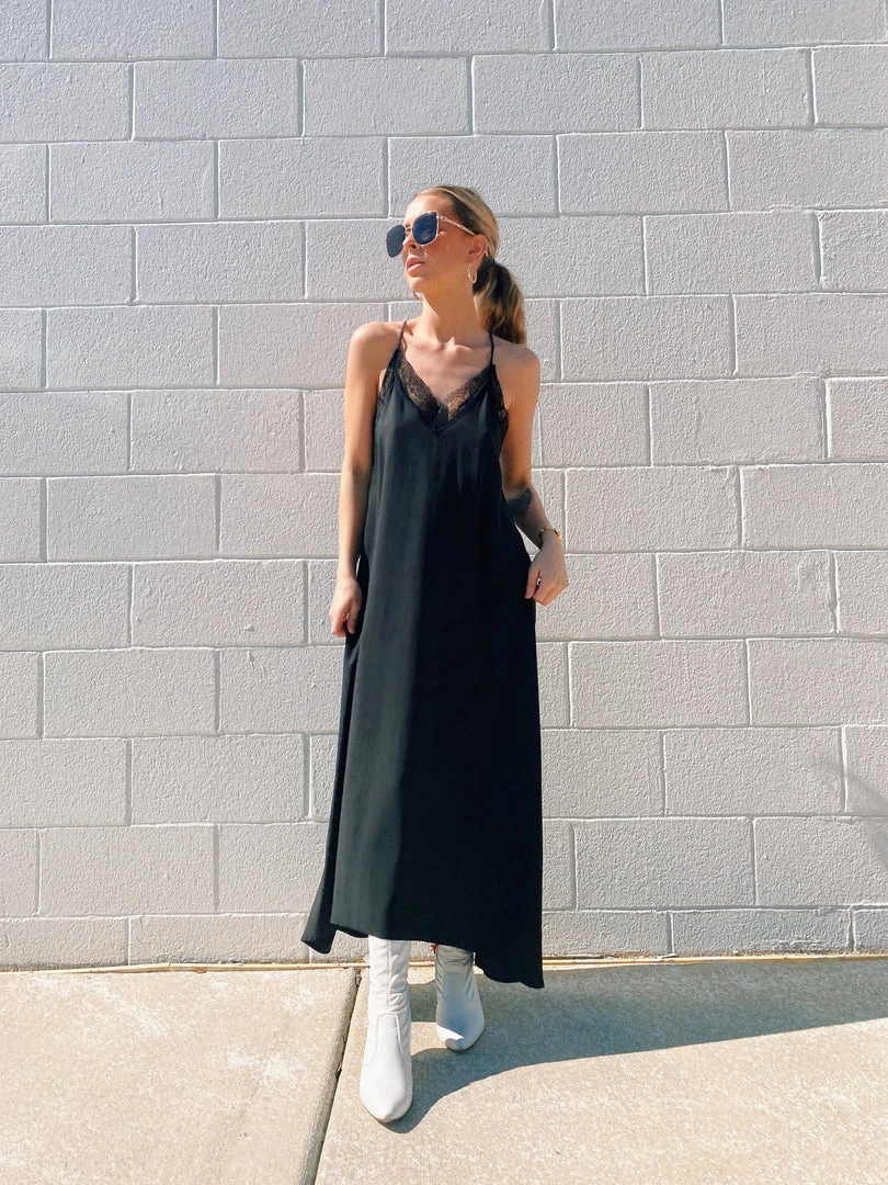 Au Darling Clothing Black Lace Trim Maxi Dress