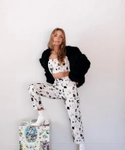 Au Darling Frida Icon Print Crop Top Clothing