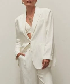 Au Darling Clothing Rue White Suit Blazer