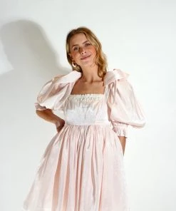 Selkie Clothing The Da Vinci Puff