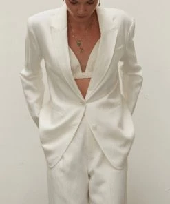 Au Darling Clothing Rue White Suit Blazer