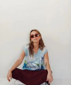 House Of Sunny Ride A White Swan Vest Clothing