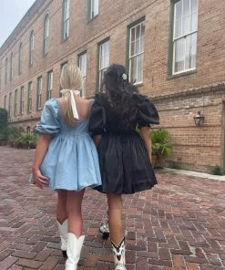 Selkie The Da Vinci Puff In Caviar Clothing