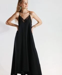 Au Darling Clothing Black Lace Trim Maxi Dress