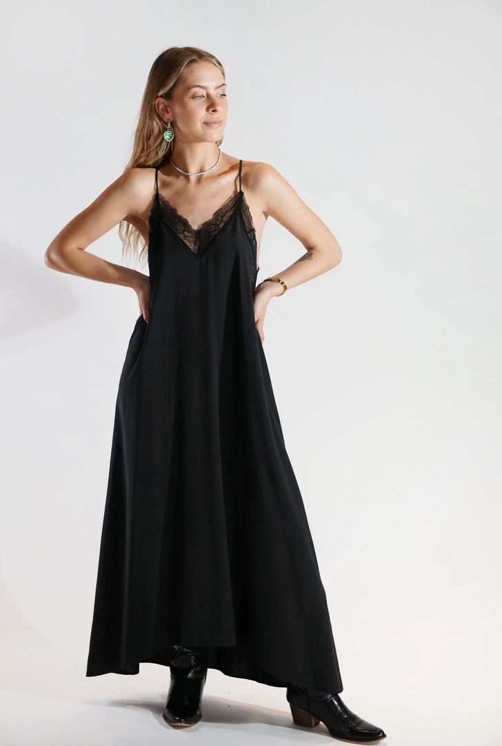 Au Darling Clothing Black Lace Trim Maxi Dress
