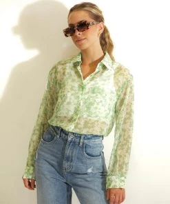 Au Darling Green Apple Floral Button Down
