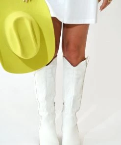 Au Darling White Mid Calf Cowboy Boots