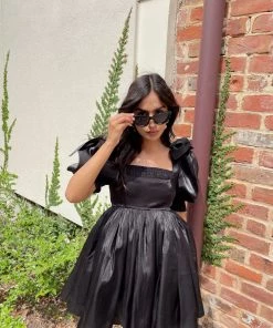 Selkie The Da Vinci Puff In Caviar Clothing